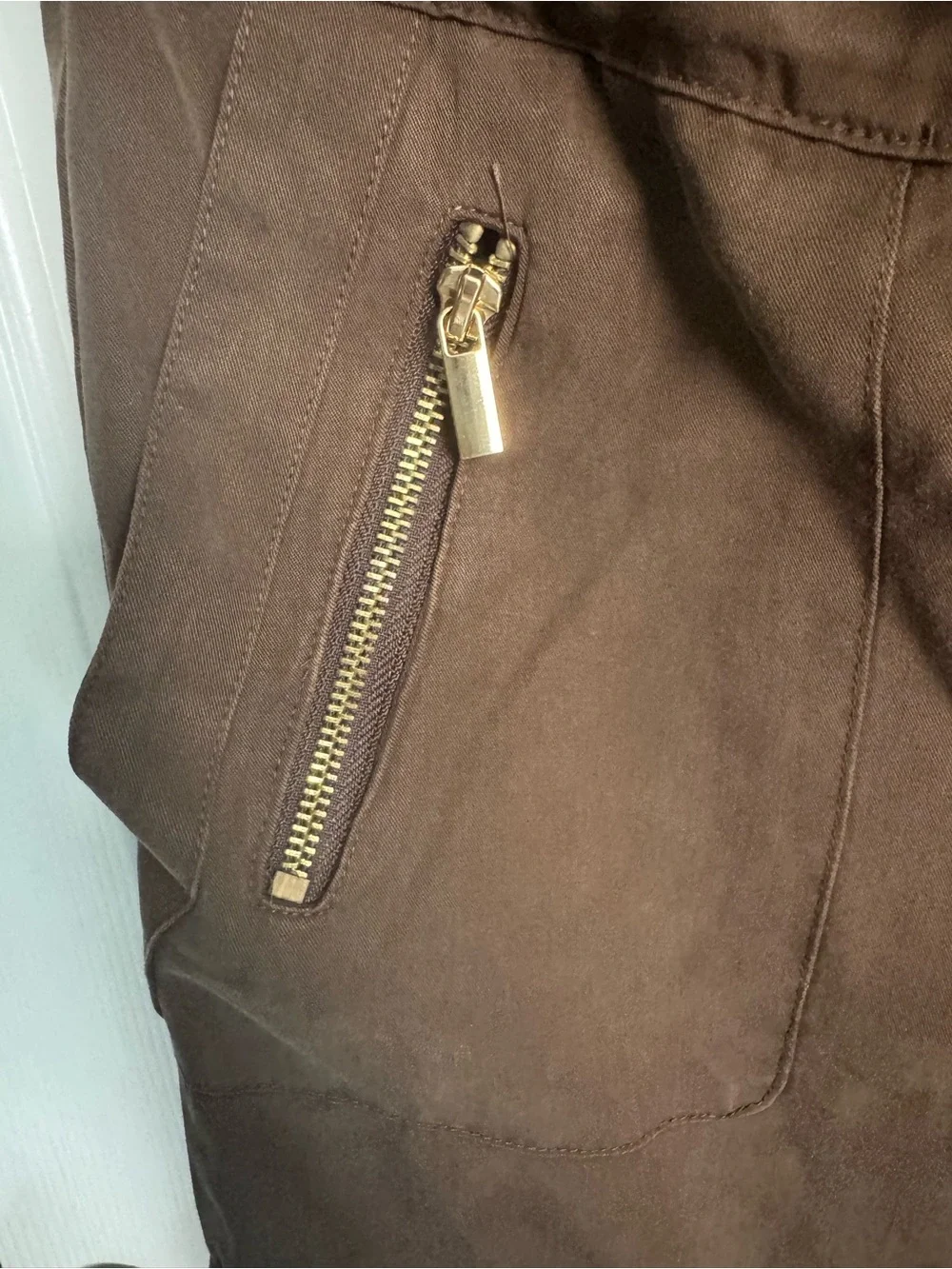Cache relaxed brown
